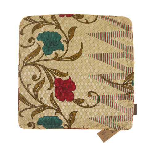 Seidenkissenbezug 50x50 cm in Rot- und Gelbtönen mit schwarzem abstraktem Muster, inspiriert von einem Sari, Boho-Vintage-Ethno-Oriental-Stil