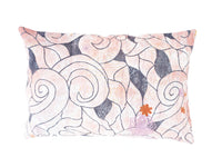 Sari pillowcase 60x40 in white and light pastel colors with golden pattern, vintage boho Indian pillow/upcycled sari pillow (unique Indian style)
